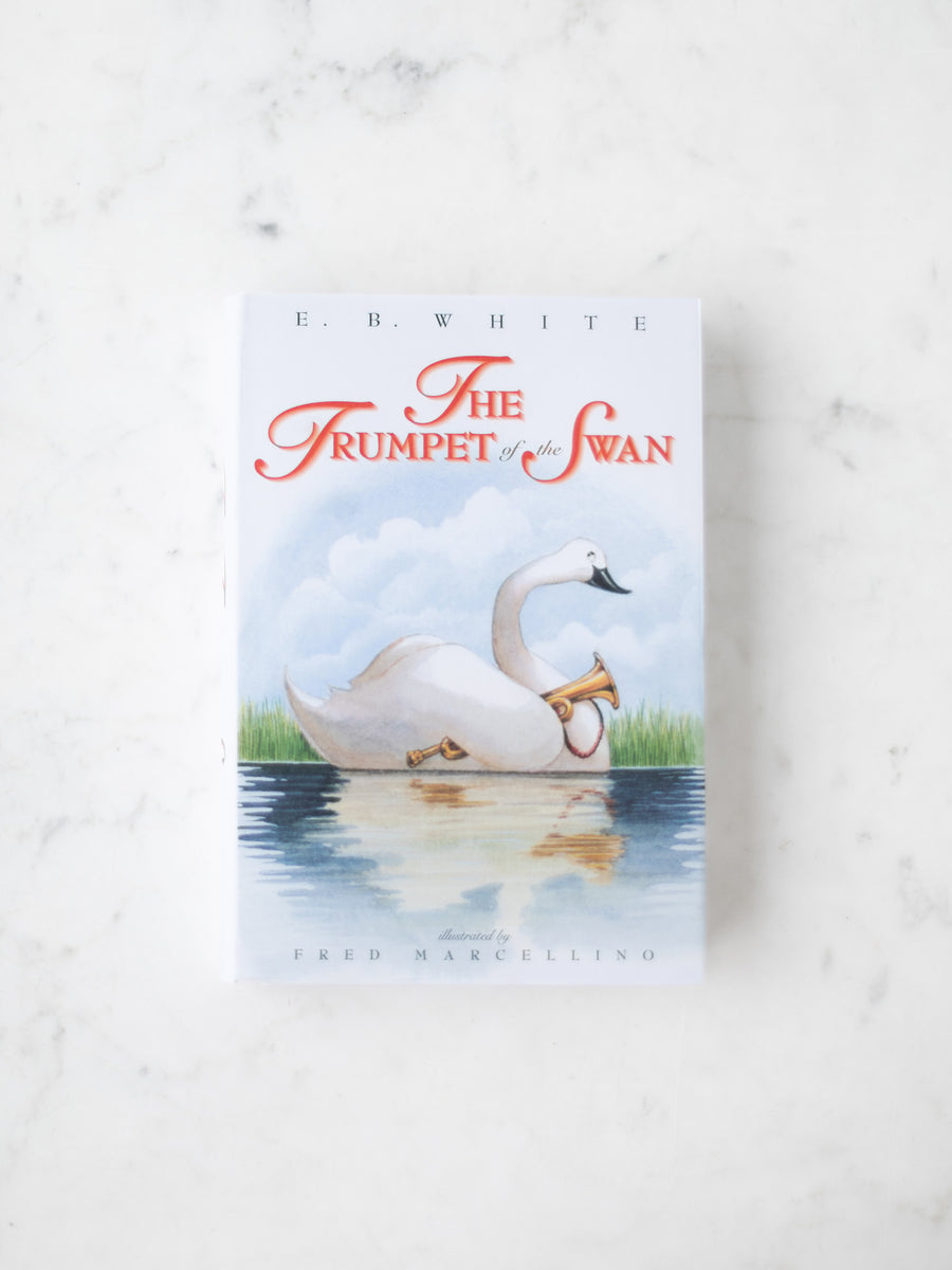 E. B. White The Trumpet of the Swan 英語版 The Trumpet of the Swan