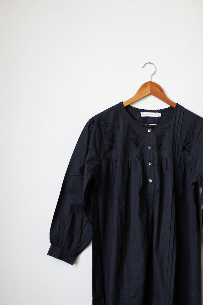 Kelly Black Poplin Nightgown Heirloom Art Co. Kelly Black Poplin Nightgown Heirloom Art Co.