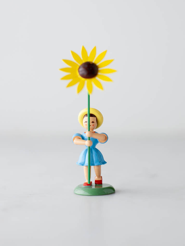 Flower Children - German Figurines | Heirloom Art Co.