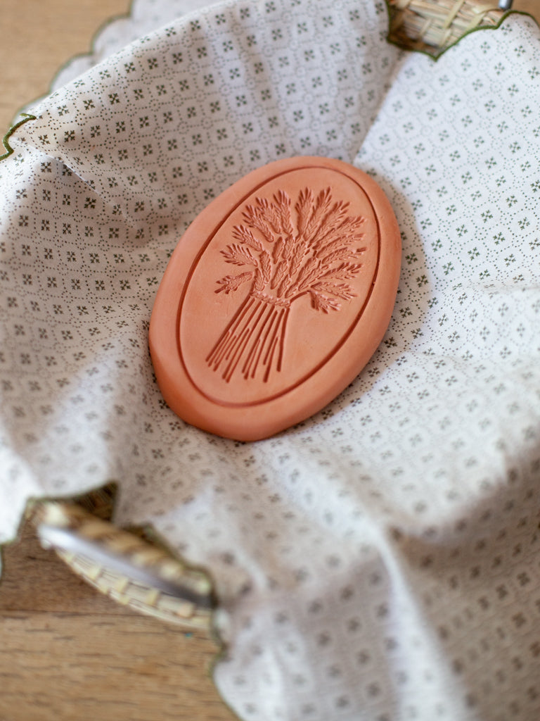 Vintage Terra Cotta Bread Warmer HEALTHY KITCHEN Wheat Design